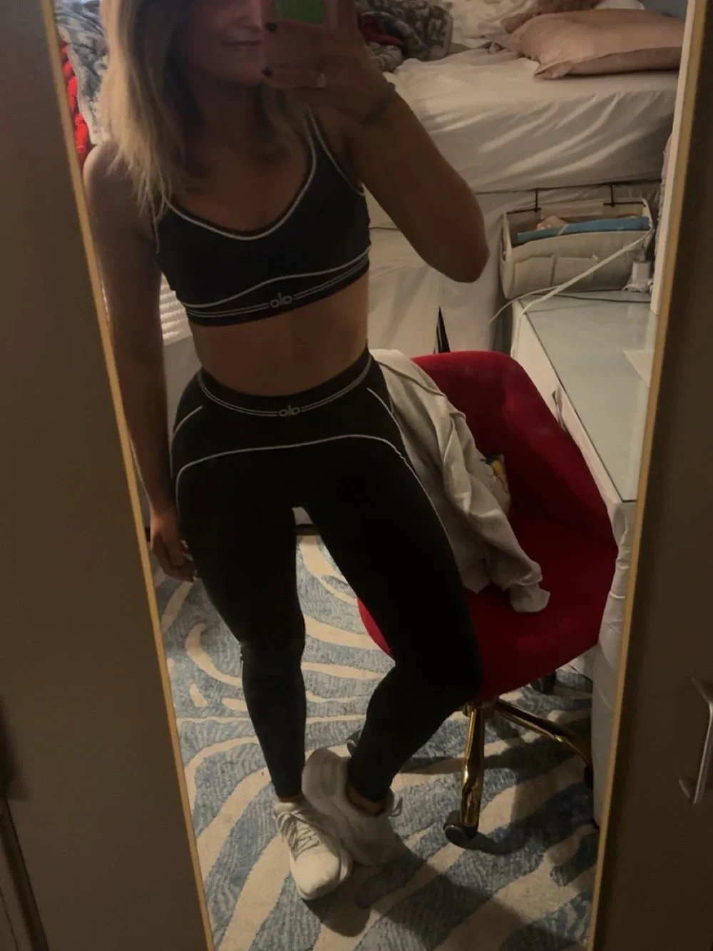 ALO Airbrush Heart Throb Bra and Legging Set